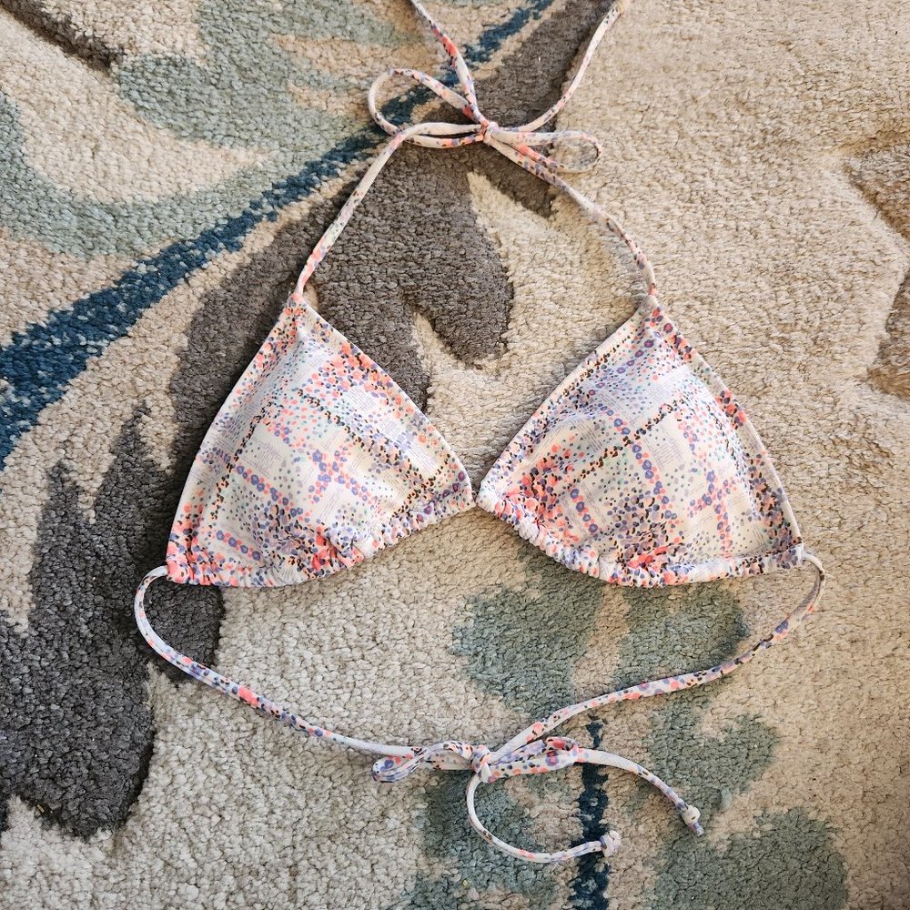 VICTORIA'S SECRET Patterned Halter Bikini Top Size M